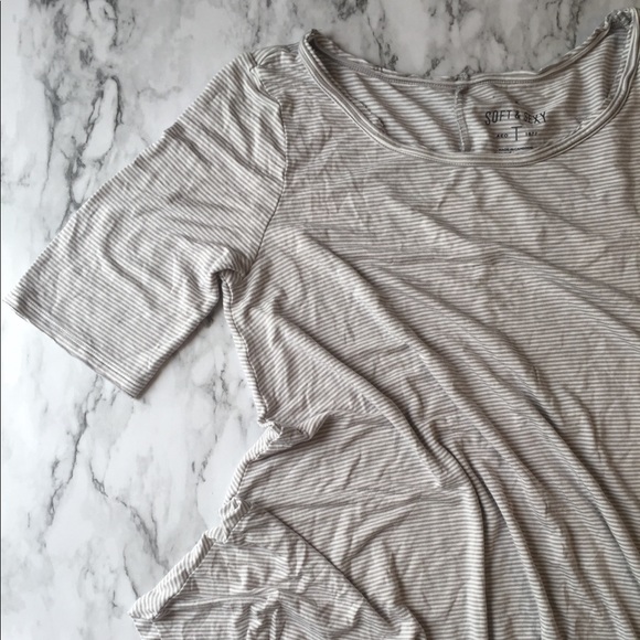 American Eagle Outfitters ~ Soft and Sexy T - Picture 7 of 7